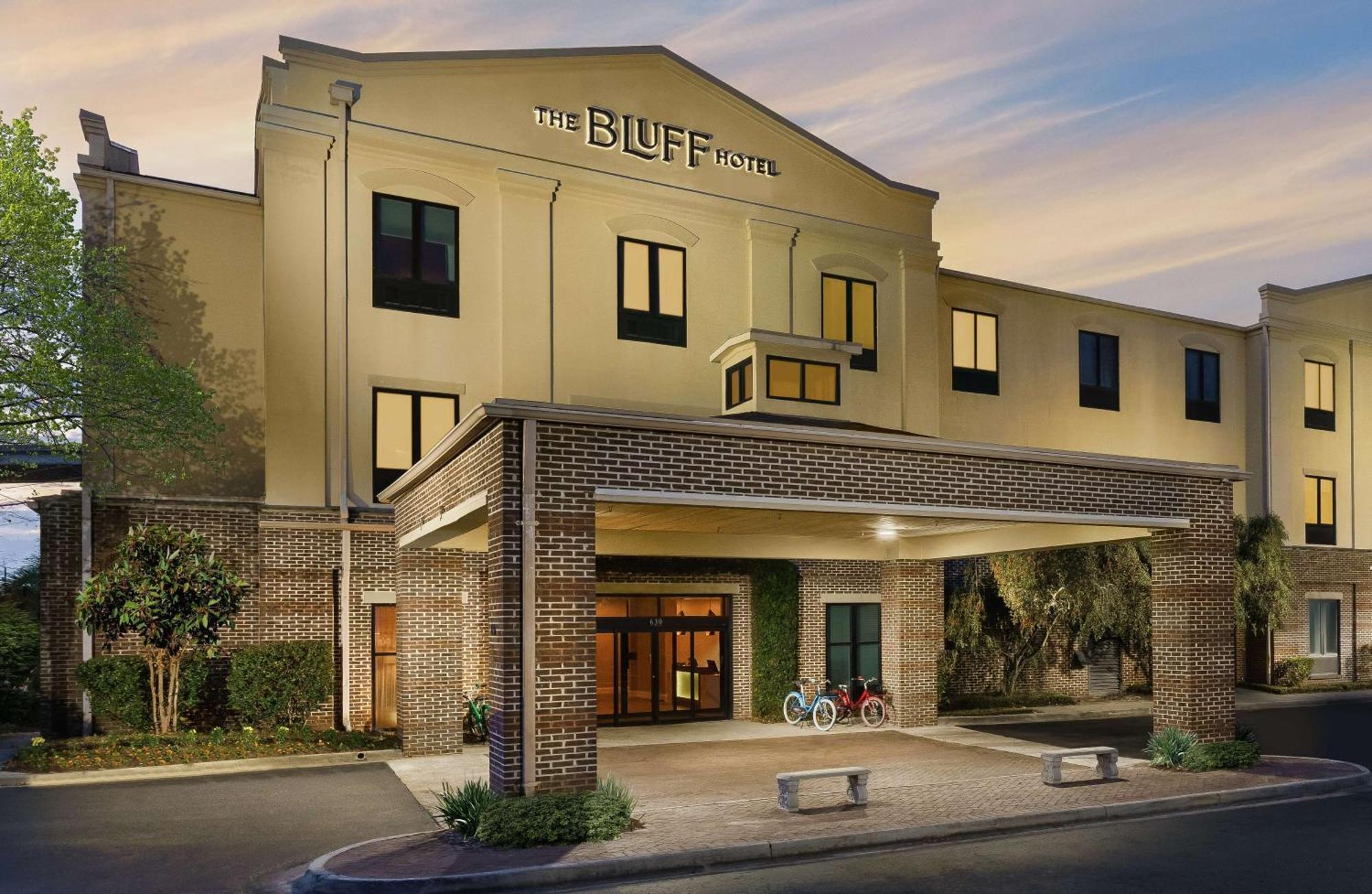 The Bluff Hotel Savannah, Tapestry Collection By Hilton Exterior photo